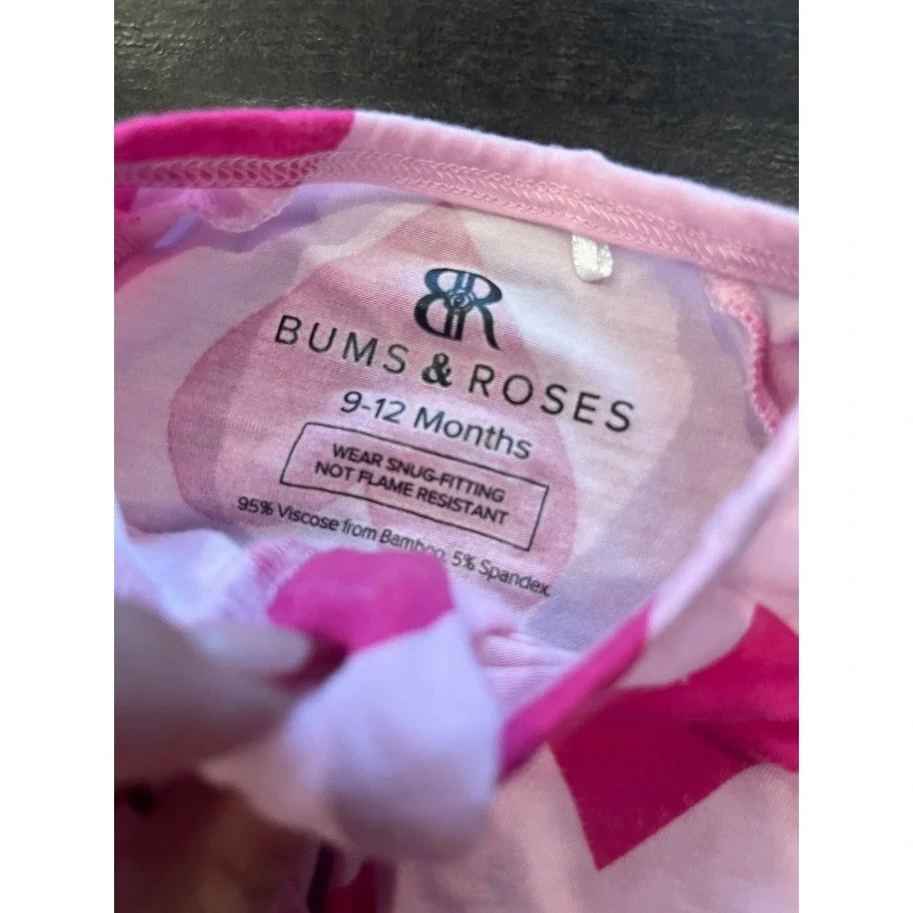 Bums & Roses Pink Heart Bamboo Viscose Ruffle Zipper Footie Sleeper 9-12 Months - Picture 2 of 4